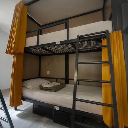 City Inn Paris Hostel