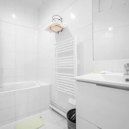 Hostel City Inn Paris *
